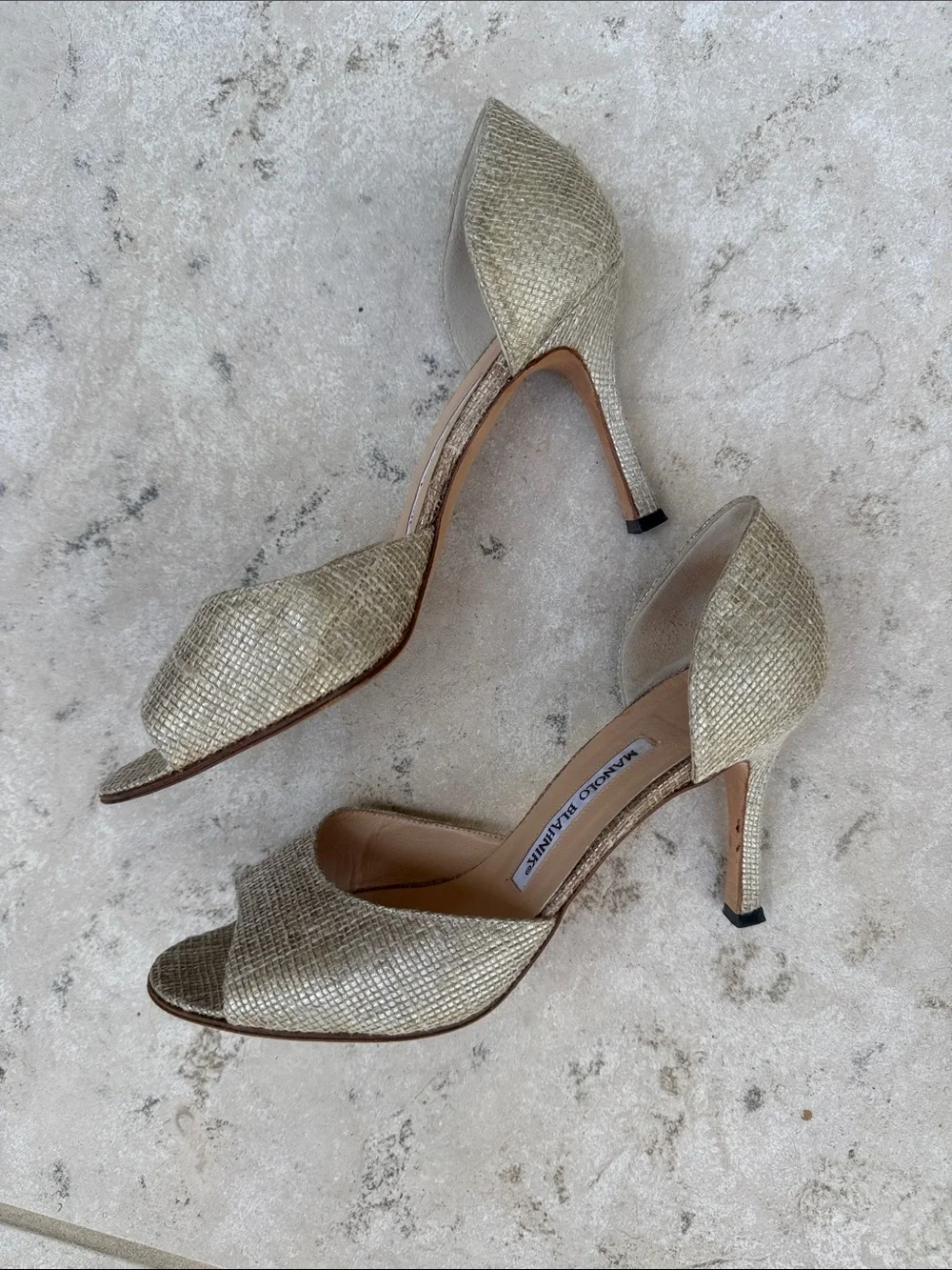 Manolo Blahnik Beige Tweed D'Orsay Heels - Picture 2 of 3